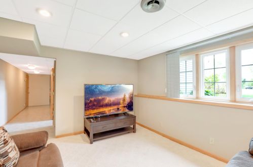 1189 Dawn Ln, Saint Paul MN  55125-8507 exterior