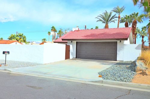 52120 Avenida Juarez, La Quinta, CA 92253-3222