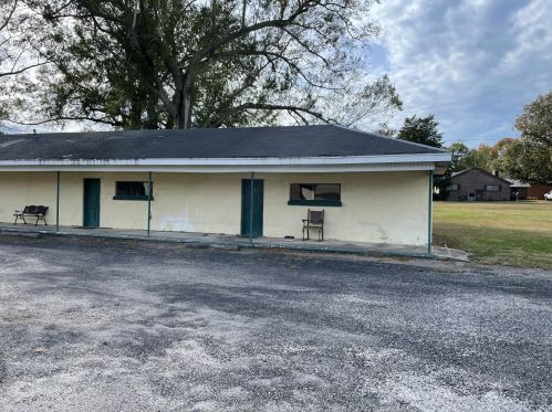 1054 Edgewater Rd, Pineville, SC 29468-3272