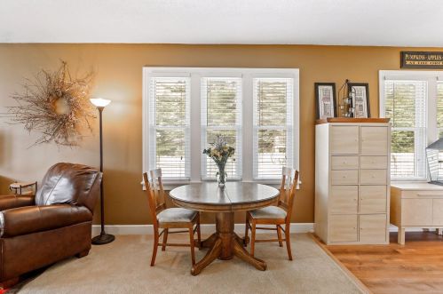 295 Chelsea St, Saint Paul MN  55115-2080 exterior