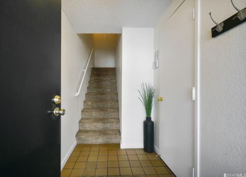 17996 Firestone Rd, Hayward, CA 94541-4617