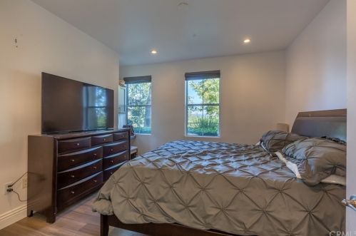 2156 Watermarke Pl, Irvine CA  92612-7691 exterior