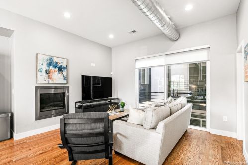 3332 Washington St, Englewood CO 80113-5854 exterior