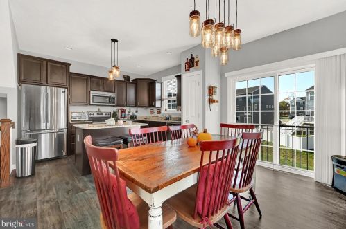 134 Overlook Dr, Hanover PA  17331-9136 exterior