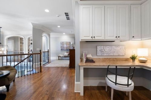 555 Glenmanor Ct, Atlanta GA  30328-4270 exterior