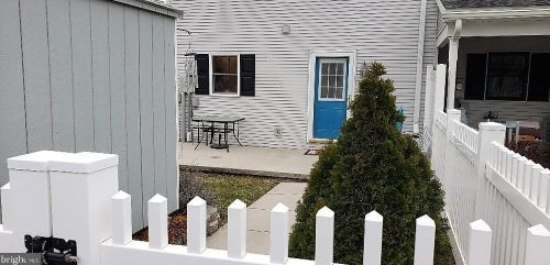 552 Walnut St, Hanover PA 17331-2070 exterior