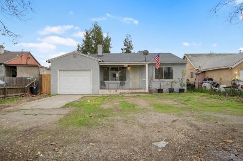 1592 Normandy Dr, Modesto, CA 95351-2367