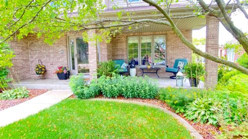 398 Heartland Dr, Mokena, IL 60451-3912