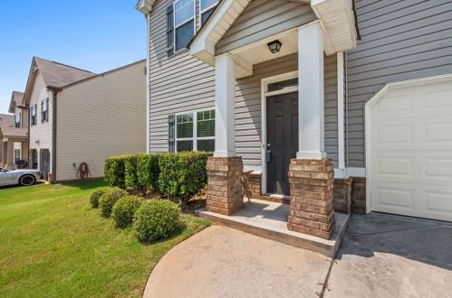 358 Lamont Ln, Hampton, GA 30228-3506