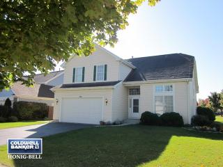 1961 Waverly Ln, Barrington Hills, IL 60102