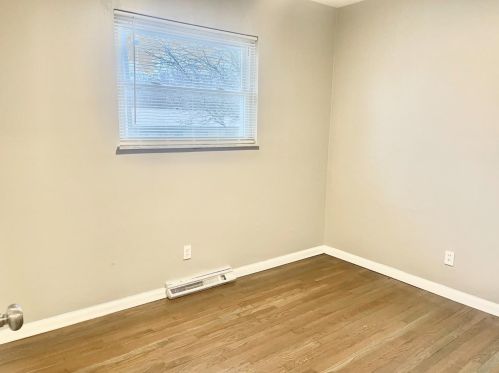 2970 Aquadale Ln, Cincinnati OH  45211-8002 exterior