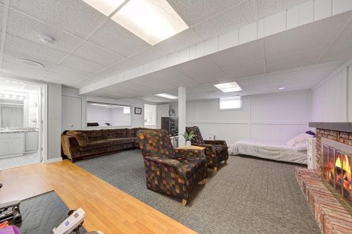 2070 Ivy St, Saint Paul MN  55109-4029 exterior