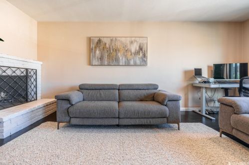 430 Girard St, San Francisco CA 94134-2110 exterior