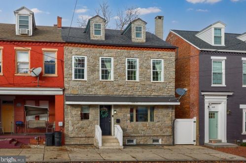 453 King St, Lancaster, PA 17602-3004