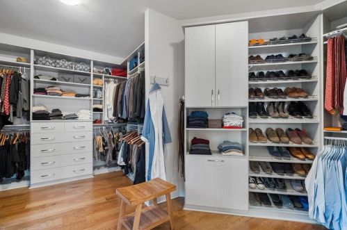 1116 Moores Mill Rd, Atlanta GA  30327-1634 exterior