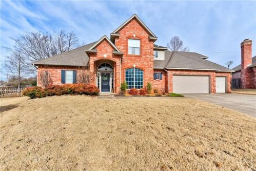 209 Ainsley Ct, Edmond, OK 73034-7377