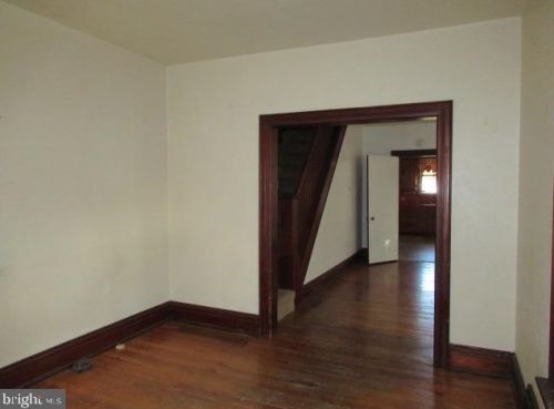 320 Middle St, Hanover PA 17331-3746 exterior