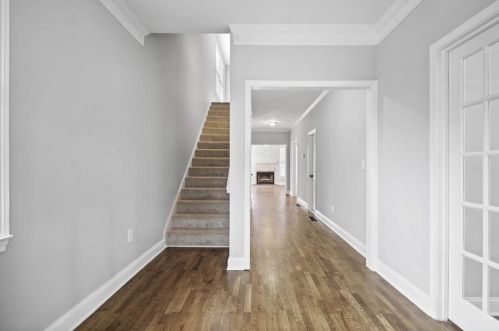 229 Farrington Ave, Atlanta, GA 30315-1922