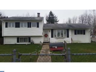 220 University Ave, Pemberton, NJ 08068-1730