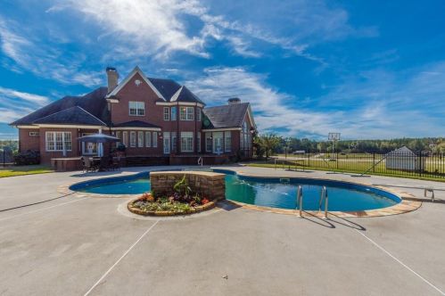 1631 Stockmar Rd, Villa Rica, GA 30180-3464