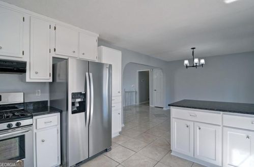 1192 Mountain Springs Dr, Kennesaw GA  30144-5611 exterior