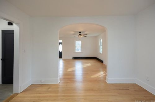 171 Torringford St, Torrington CT  06790-4129 exterior