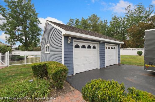 278 Edgebrook Rd, Trenton NJ 08691-3732 exterior