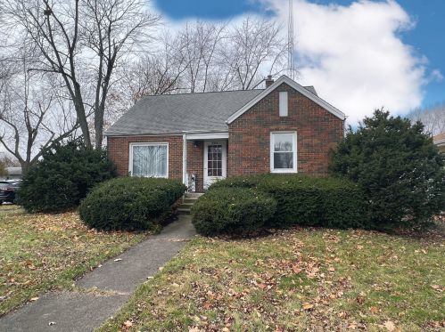 393 Tanner Ave, Kankakee, IL 60901-3137