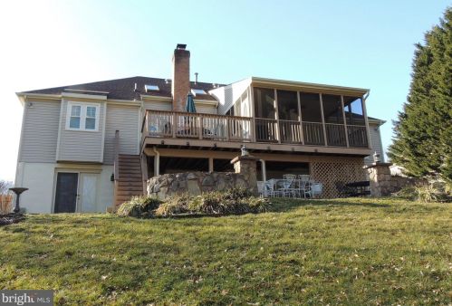 10303 Lexington Ct, Fredericksburg, VA 22408-2596