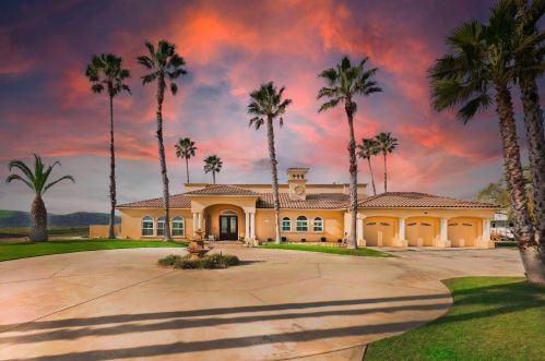 17301 Frymire Rd, Valley Home, CA 95361-7616
