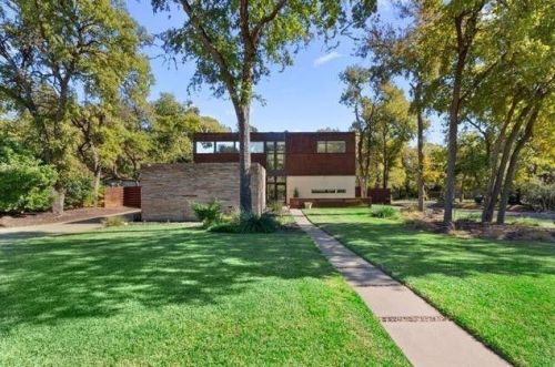 9562 Ash Creek Dr, Dallas TX  75228-3770 exterior