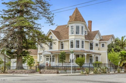 933 Santa Paula St, Santa Paula, CA 93060-2152
