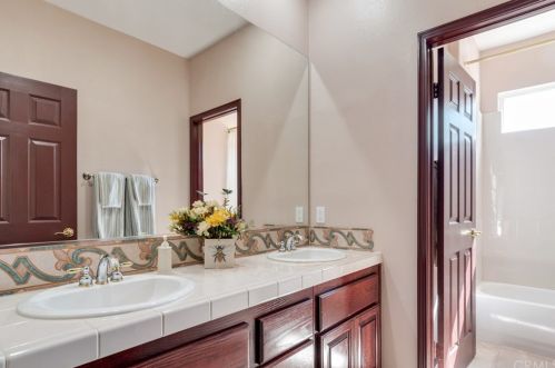 16523 Owl Tree Rd, Riverside CA  92504-9700 exterior