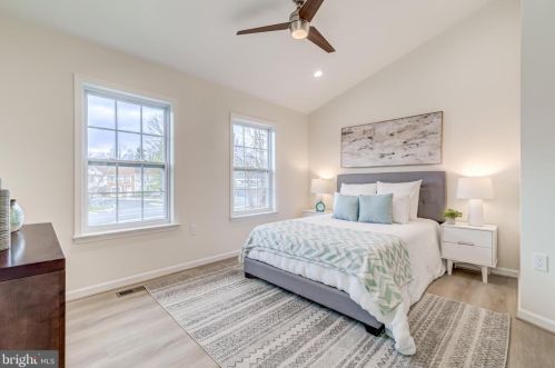 8527 Bauer Dr, Springfield VA  22152-2345 exterior