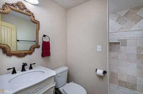 5149 Highway 155, Stockbridge GA  30281-1801 exterior