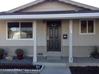 114 Rocky Hill Rd, Vacaville, CA 95688-2325