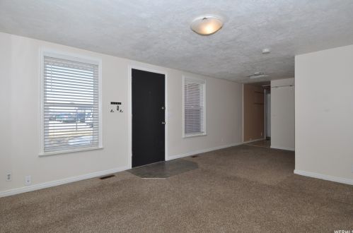 10251 Phlox St, Sandy UT 84094-4539 exterior