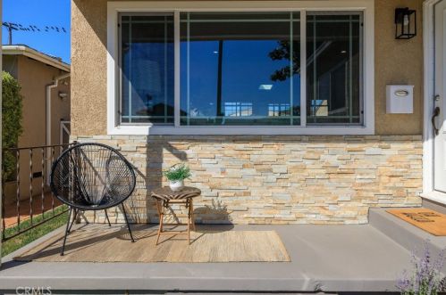 5529 138th Pl, Hawthorne, CA 90250-6441