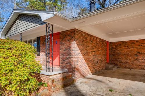 2650 Cottonwood Dr, Marietta, GA 30066-3616