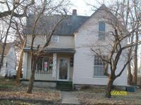 1216 Florida St, Springfield MO  65803-1561 exterior