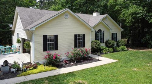 7225 Tara Dr, Villa Rica, GA 30180-3919