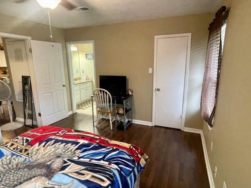 2700 Allen Rdg Dr, Bryan TX  77802-1769 exterior