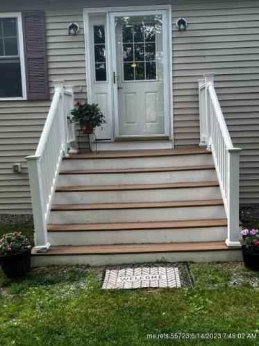 88 Hillcrest Drive Ext, Augusta, ME 04330-1392