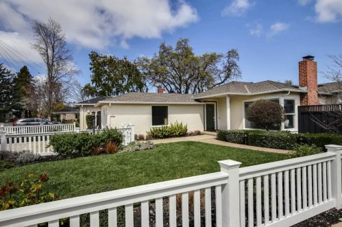 635 Park Ave, San Carlos, CA 94070-4658