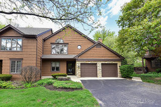 1120 Lacebark Ct, Oak Brook, IL 60561-3886