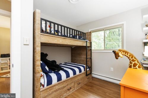 414 Ben Oaks Dr, Severna Park MD 21146-2207 exterior