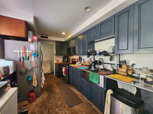 809 Danbrook Dr, Anaheim CA  92804-3010 exterior