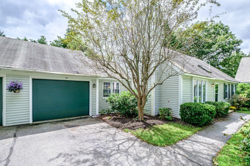 52 Willow Grove Rd, Mere Point, ME 04011-2969