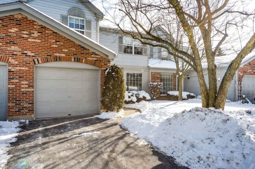 109 Victoria Ct, Gurnee, IL 60031-6220