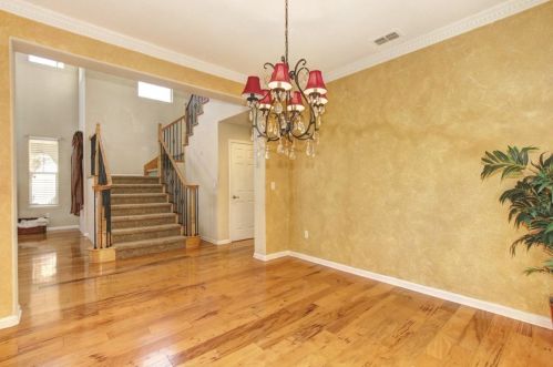 5616 Mingee Way, Elk Grove CA  95757-1647 exterior